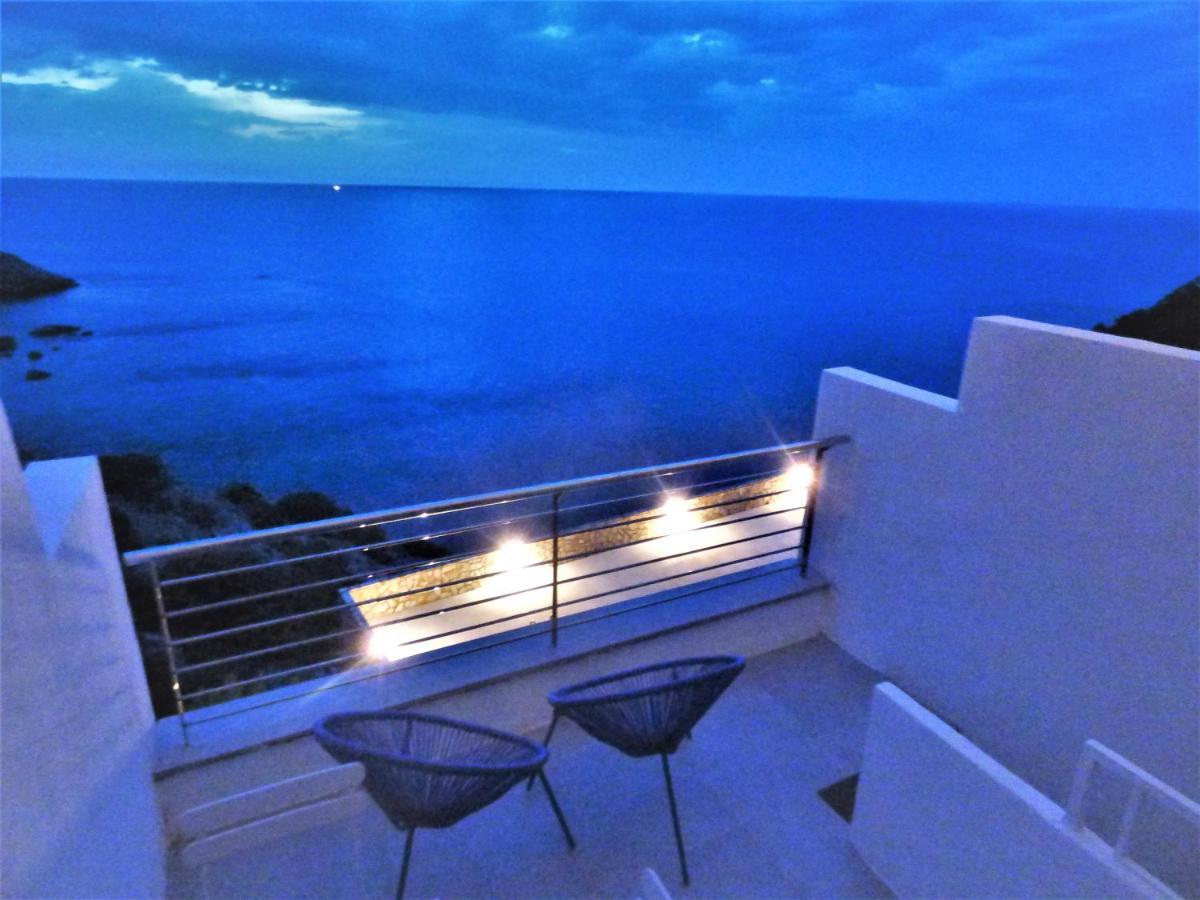Icaros 4-Appartement avec terrasse, grande piscine et parking, en surplomb de mer Begur Extérieur photo